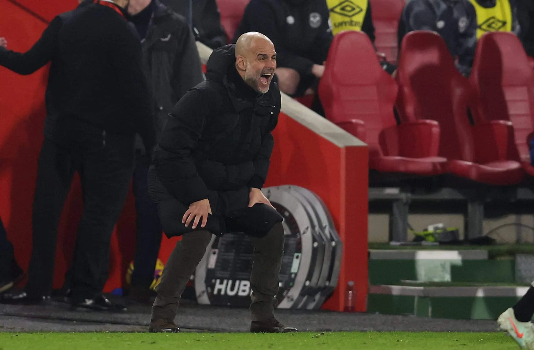Crise de volta? City sofre empate nos acr&eacute;scimos e causa rea&ccedil;&otilde;es inusitadas em Guardiola