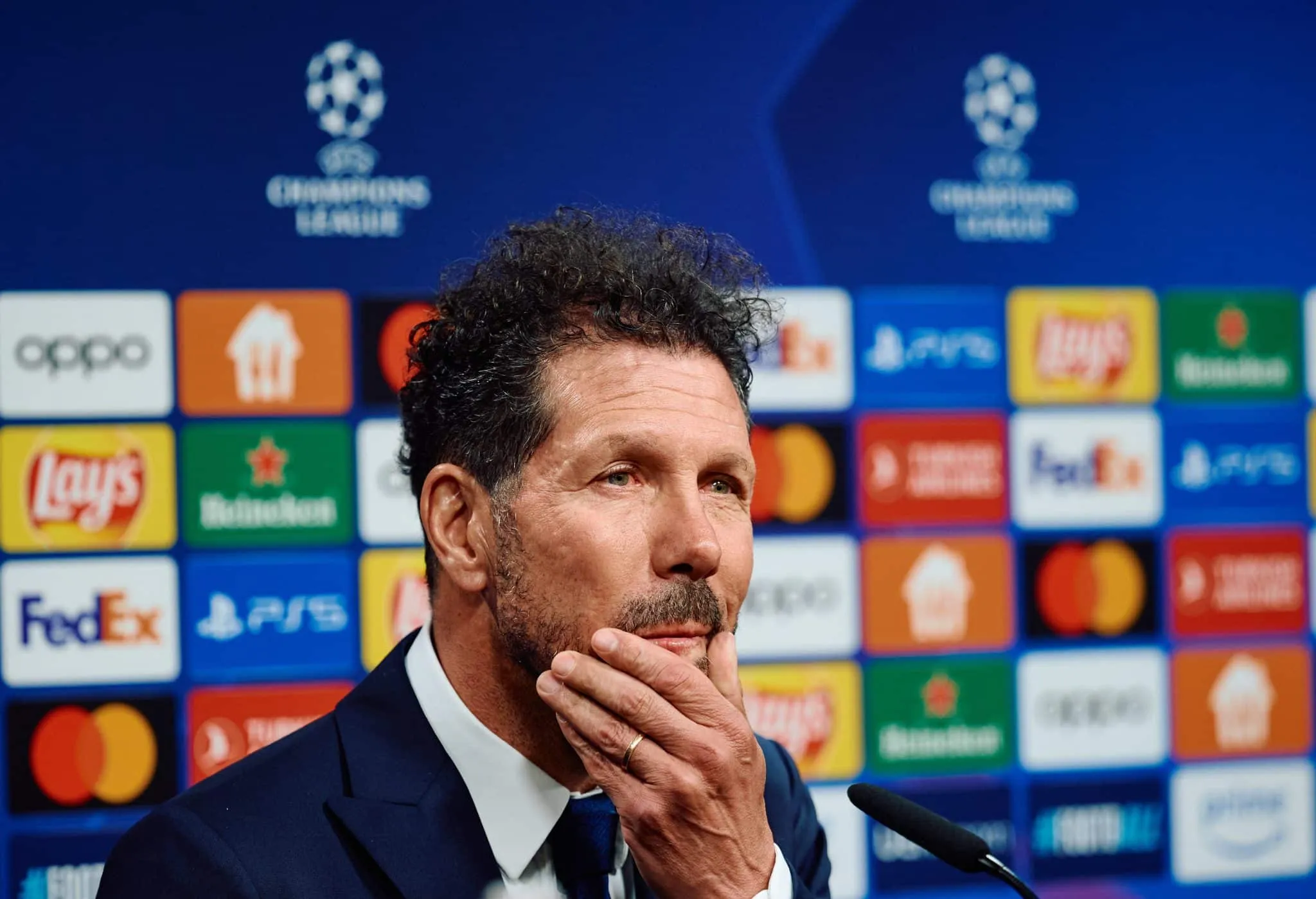 Atl&eacute;tico de Madrid promete limpeza rejuvenescedora ap&oacute;s elimina&ccedil;&atilde;o na Champions