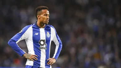 Empres&aacute;rio de Jorge Jesus cobra R$ 21 milh&otilde;es do Porto pela venda de dois brasileiros