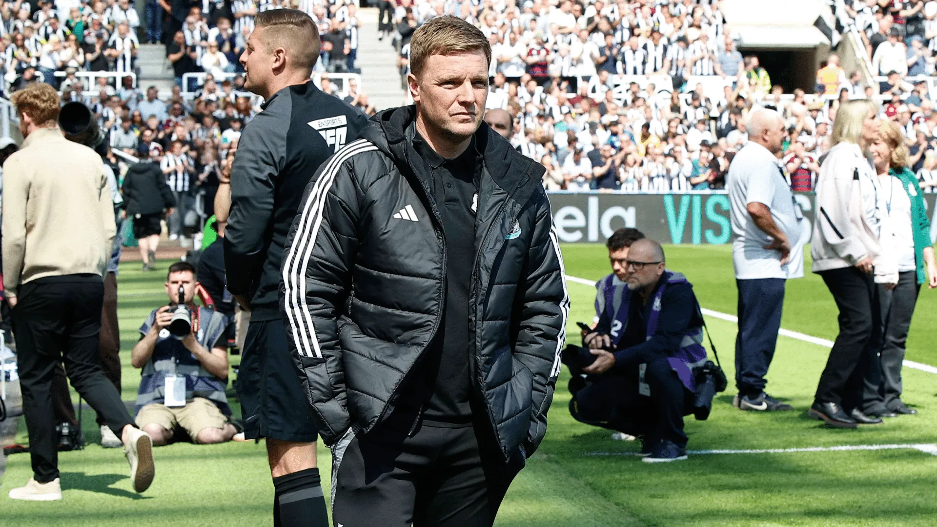Brasileiro motiva importante mudan&ccedil;a no Newcastle e ajuda time mesmo sem entrar em campo