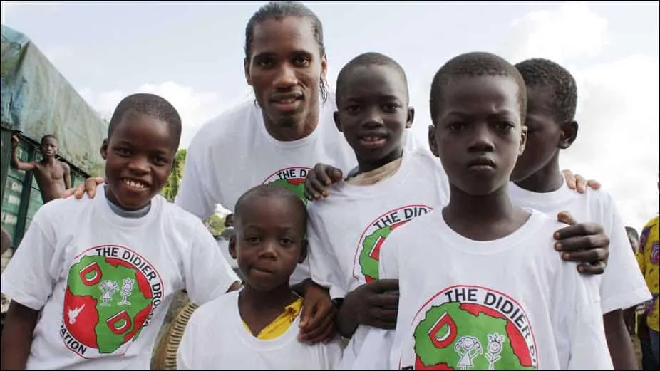 [Atualizado] Drogba precisa ser lembrado acima do craque que foi, mas ainda n&atilde;o se aposentou