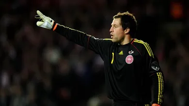 Goleiro Sorensen se aposenta da sele&ccedil;&atilde;o da Dinamarca