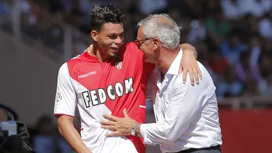 Rivi&egrave;re rouba gols e espa&ccedil;o de Falcao no Monaco