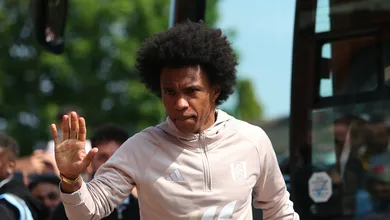 Everton e mais dois clubes da Premier League disputam contrata&ccedil;&atilde;o de Willian