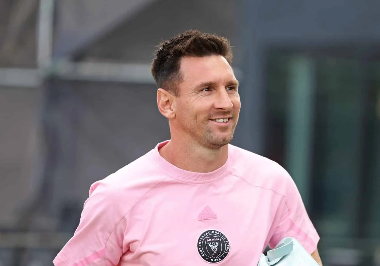 Manchester City ou Real Madrid? Messi aponta qual &eacute; o melhor time do mundo