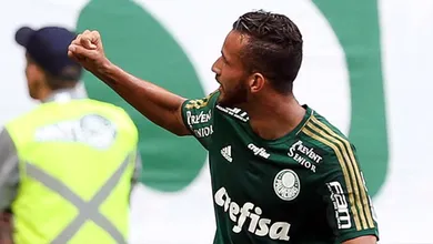 Palmeiras foi voraz para aproveitar os erros do rival e massacrar o S&atilde;o Paulo