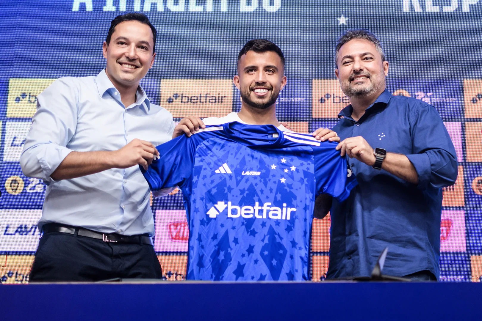 Foto: (Gustavo Aleixo/Cruzeiro) - Matheus Henrique durante sua apresenta&ccedil;&atilde;o no Cruzeiro