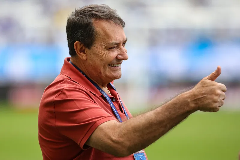 Pedro Louren&ccedil;o, dono da SAF do Cruzeiro, precisaria desembolsar o mesmo valor da compra do clube para tirar Arias do Fluminense (Foto: Gazeta Press)
