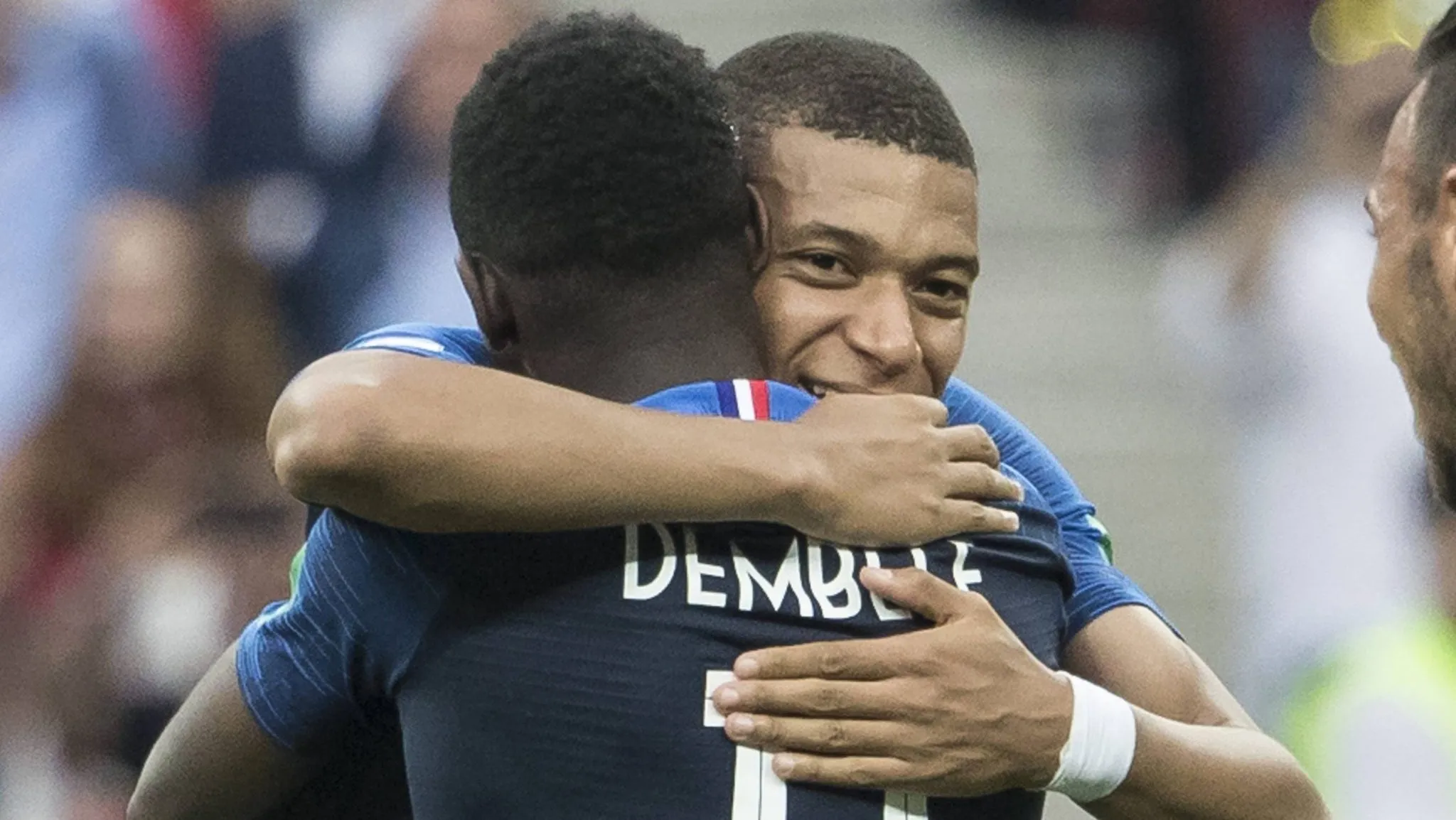 Mbapp&eacute; e Demb&eacute;l&eacute; em a&ccedil;&atilde;o pela Fran&ccedil;a na Copa de 2018. (Foto: Imago/Zuma Press Wire)