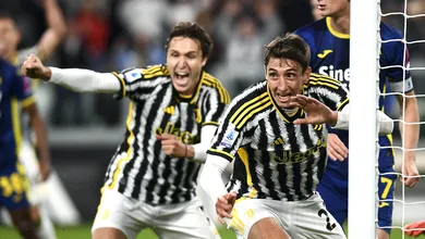 Foi sofrido, feio e dif&iacute;cil, mas a Juventus venceu o Verona no apagar das luzes virou l&iacute;der provis&oacute;ria