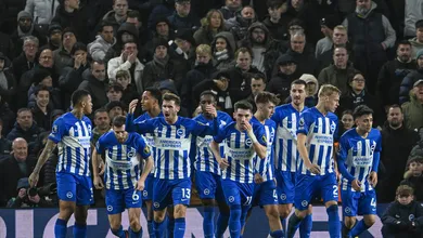 Brighton relembra futebol que encantou a Premier League e Tottenham &eacute; v&iacute;tima f&aacute;cil no Amex