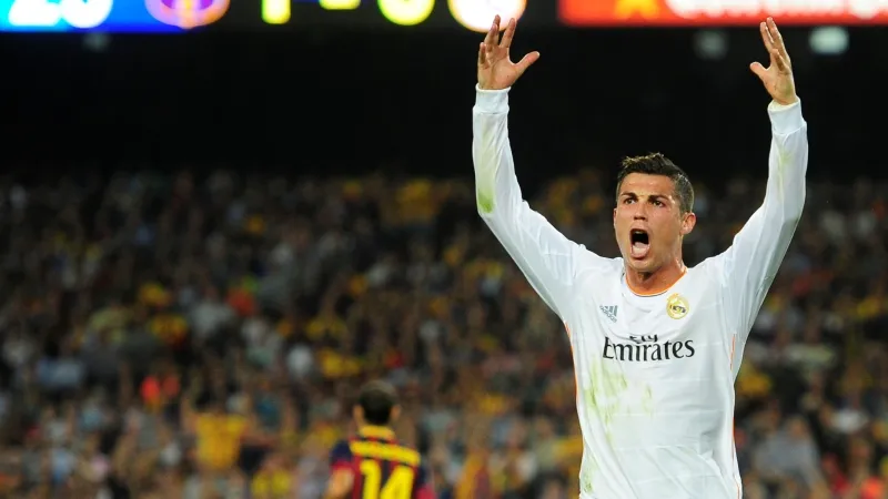 A coisa estava t&atilde;o preta para C. Ronaldo que at&eacute; Dani Alves o humilhou