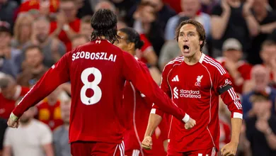 Esquecido no Liverpool vira her&oacute;i em vit&oacute;ria com atua&ccedil;&otilde;es contrastantes de novos refor&ccedil;os