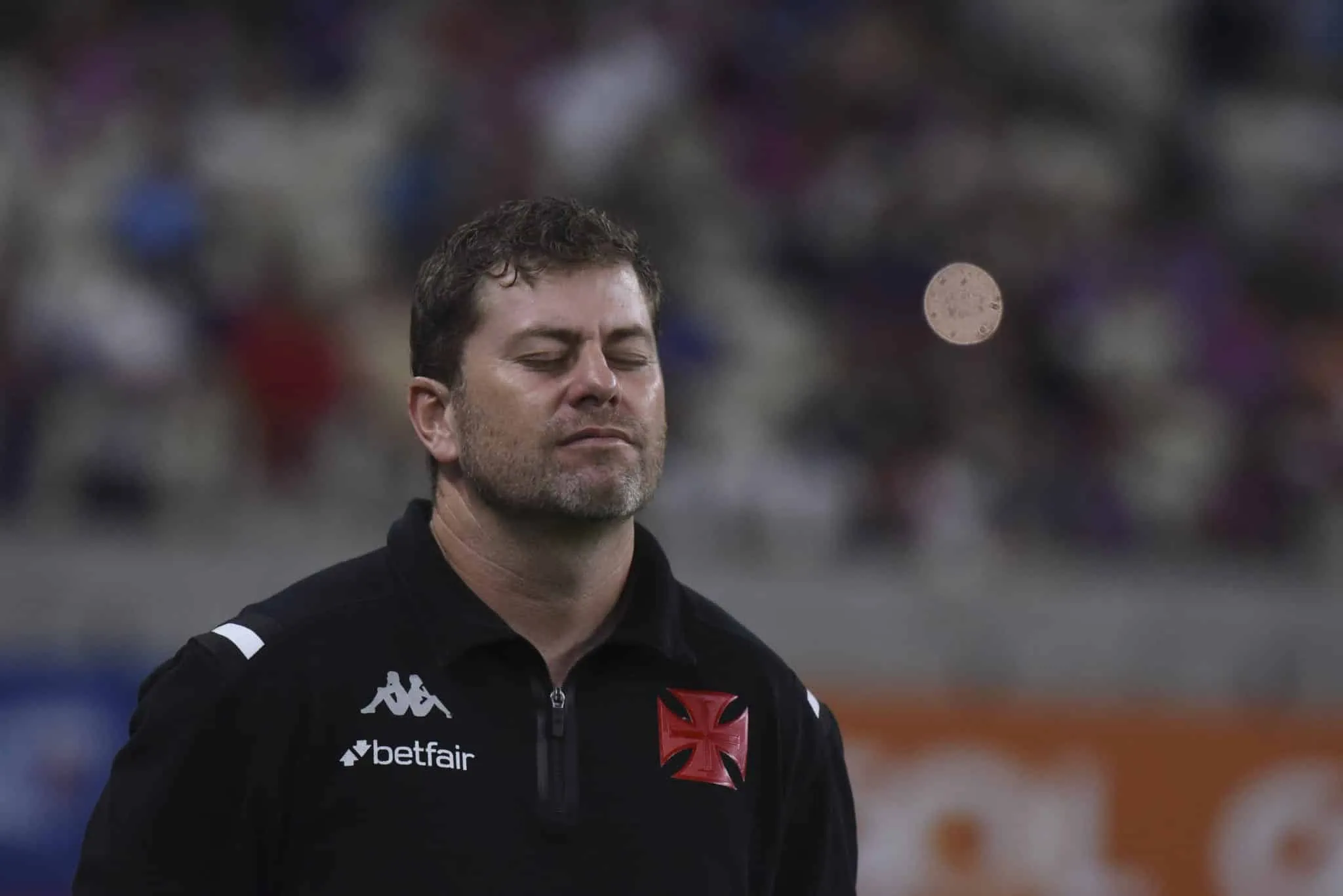 Rafael Paiva n&atilde;o resiste a mais um vexame e &eacute; demitido ap&oacute;s 4&ordf; derrota seguida do Vasco
