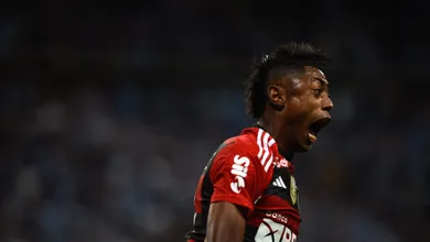 Flamengo faz torcida esquecer instabilidade em 2023 com &lsquo;copada&rsquo; no Gr&ecirc;mio
