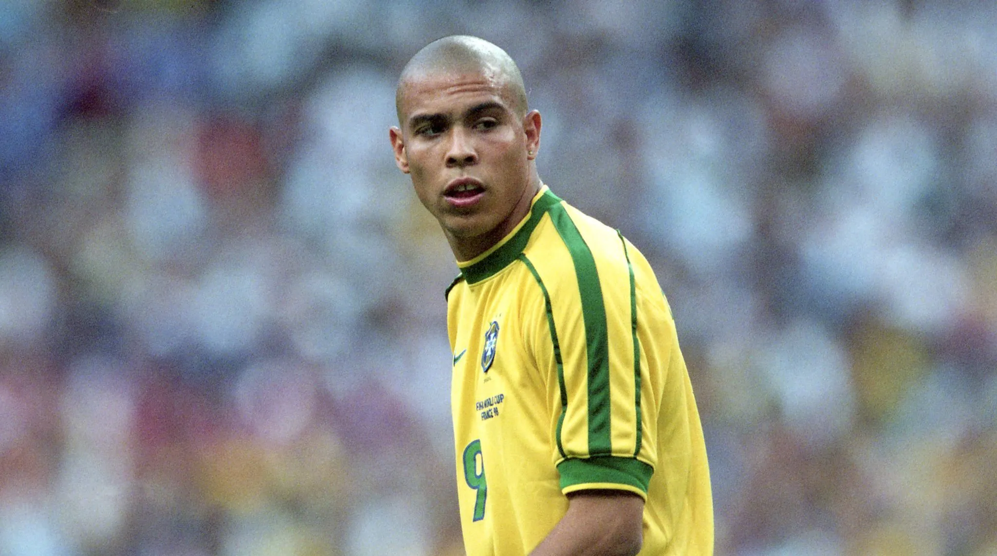 &lsquo;Com a tecnologia de hoje, Ronaldo teria alongado a carreira e n&atilde;o teria sofrido tanto como sofreu&rsquo;