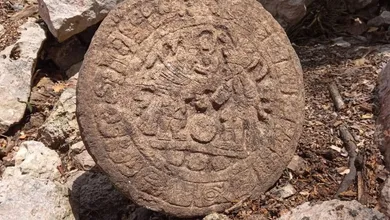 Arque&oacute;logos descobrem placar de mais de mil anos usado em &ldquo;jogo maia ancestral do futebol&rdquo;