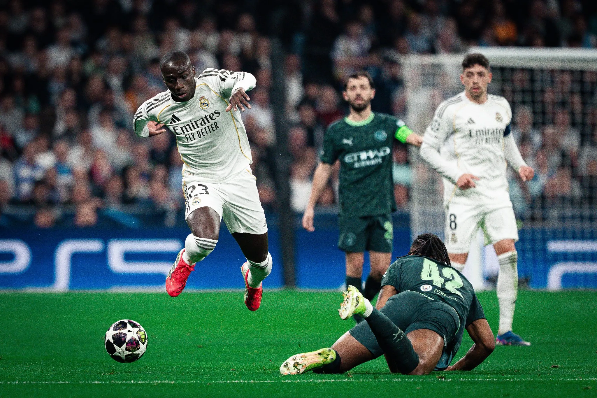 Ferland Mendy durante Real Madrid x Manchester City (Foto: Imago/Alex Perez)