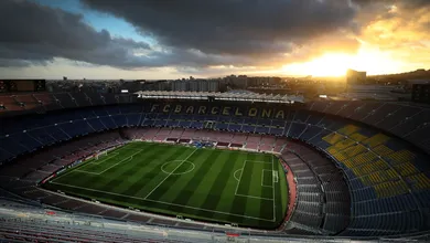Diante do pre&ccedil;o exorbitante cobrado pelo Bar&ccedil;a, Liverpool vai subsidiar parte dos ingressos &agrave; sua torcida