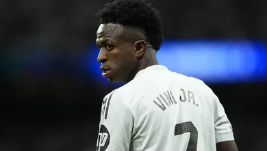 &acute;O importante &eacute; isso&rsquo;: Mak&eacute;l&eacute;l&eacute; responde sobre situa&ccedil;&atilde;o de Vinicius Junior e Xabi Alonso no Real Madrid