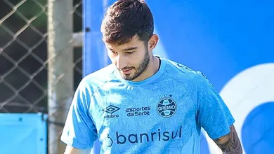 Refor&ccedil;ado por gringos, Gr&ecirc;mio busca confirmar vaga na final do Gauch&atilde;o