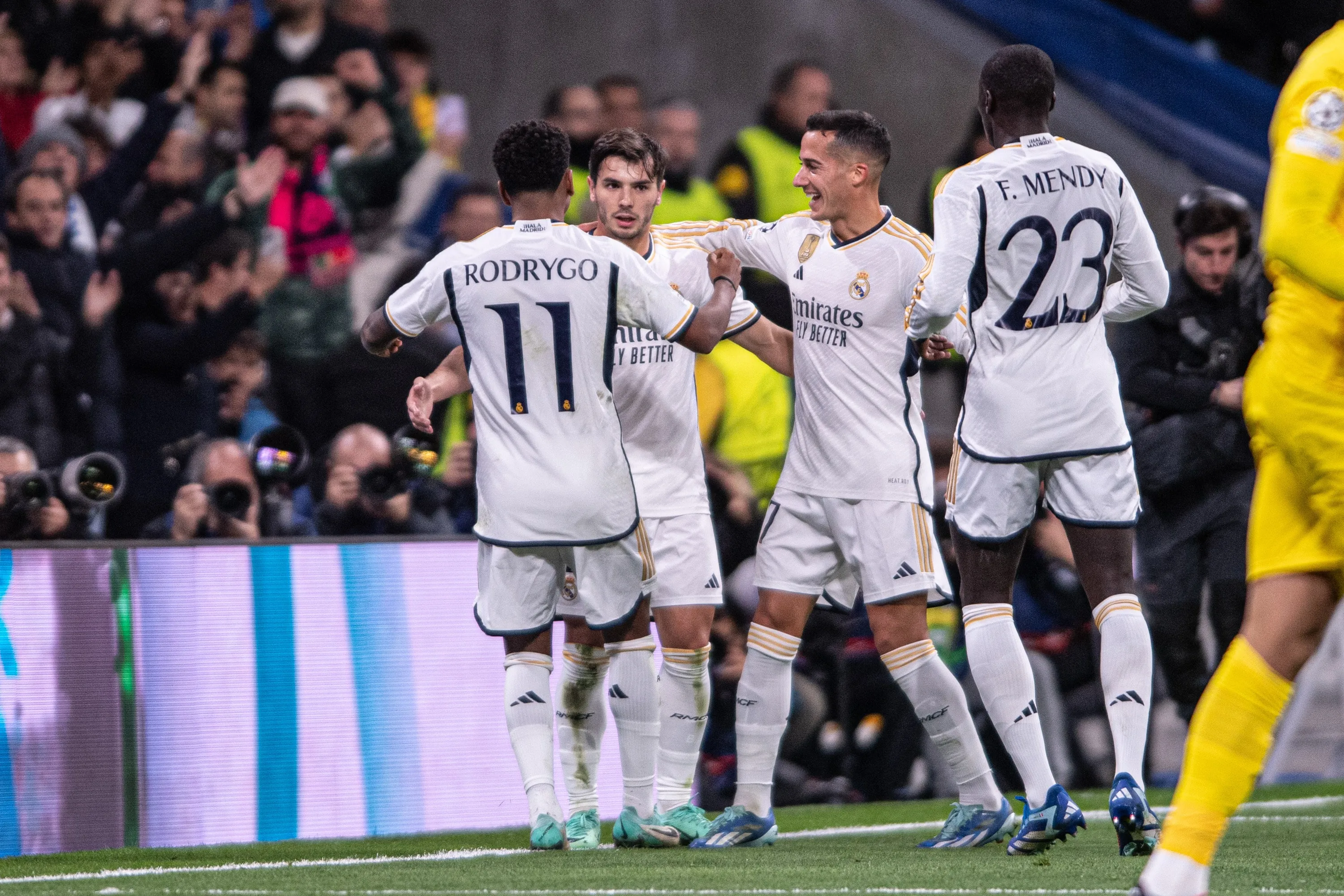 Na ginga brasileira, Real Madrid p&otilde;e o Braga na roda e se garante nas oitavas da Champions