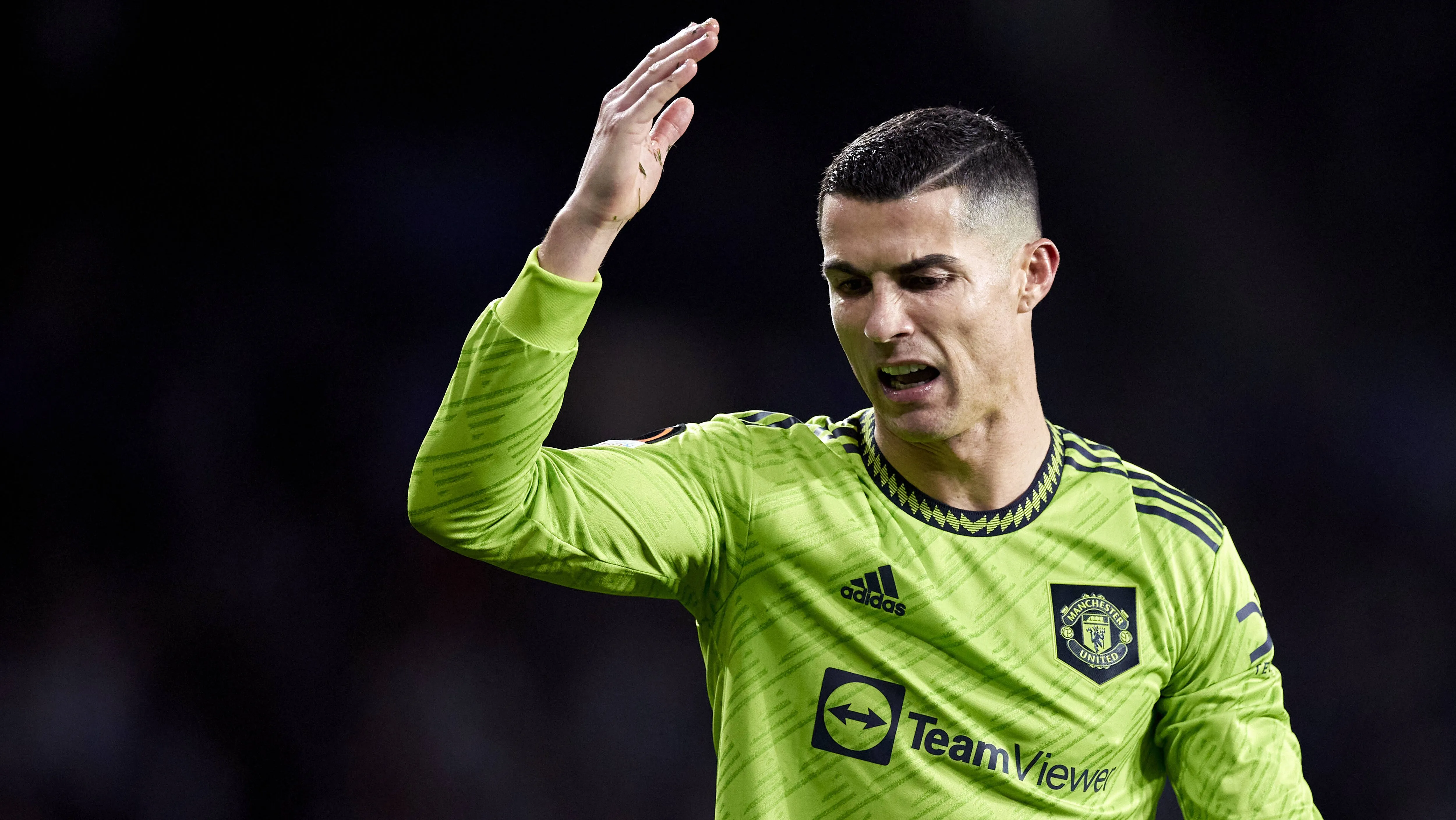&lsquo;Ele n&atilde;o corria&rsquo;: Ten Hag revela bastidores da crise com Cristiano Ronaldo no Manchester United