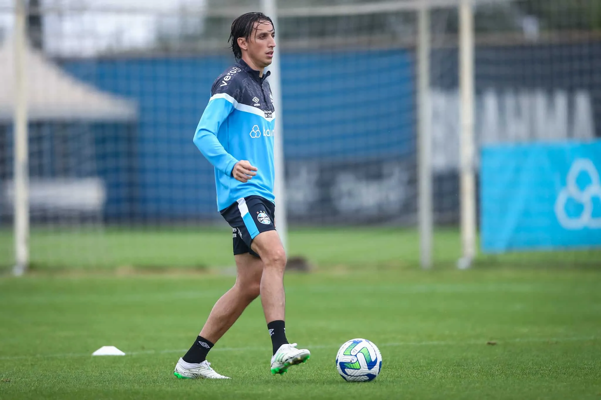 Gr&ecirc;mio aposta em consist&ecirc;ncia e dupla de zaga para fechar 2023 invicto no Gre-Nal
