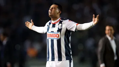 Lembra de Cardona, destaque do Atl&eacute;tico Nacional? Ele marcou um gola&ccedil;o no M&eacute;xico