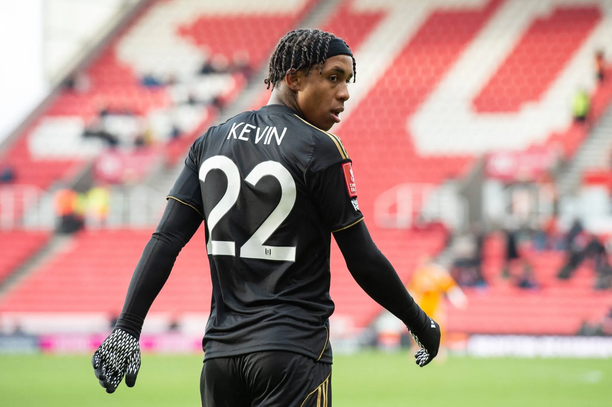 Kevin em a&ccedil;&atilde;o pelo Fulham