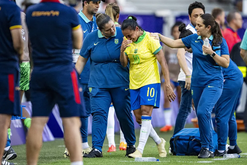 Marta cumpre dois jogos de suspens&atilde;o pelo Brasil nos Jogos Ol&iacute;mpicos. Foto: Imago