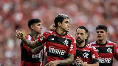 Flamengo vence o Bahia sem brilho e com protestos da torcida no Maracan&atilde;