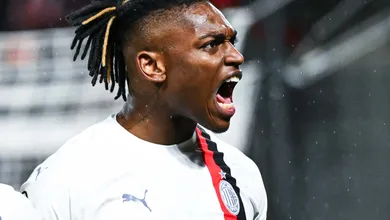 Recital de Rafael Le&atilde;o garante vit&oacute;ria do Milan contra Fiorentina