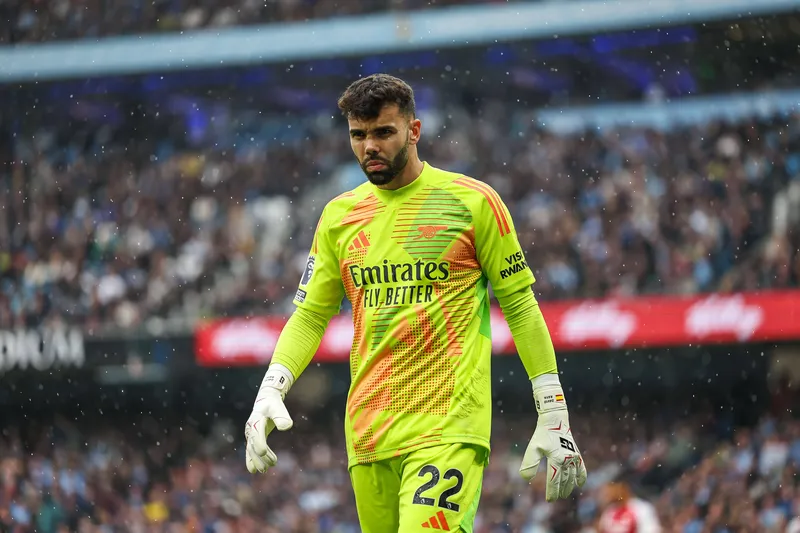 Raya fez de tudo, mas n&atilde;o conseguiu evitar empate do City diante do Arsenal