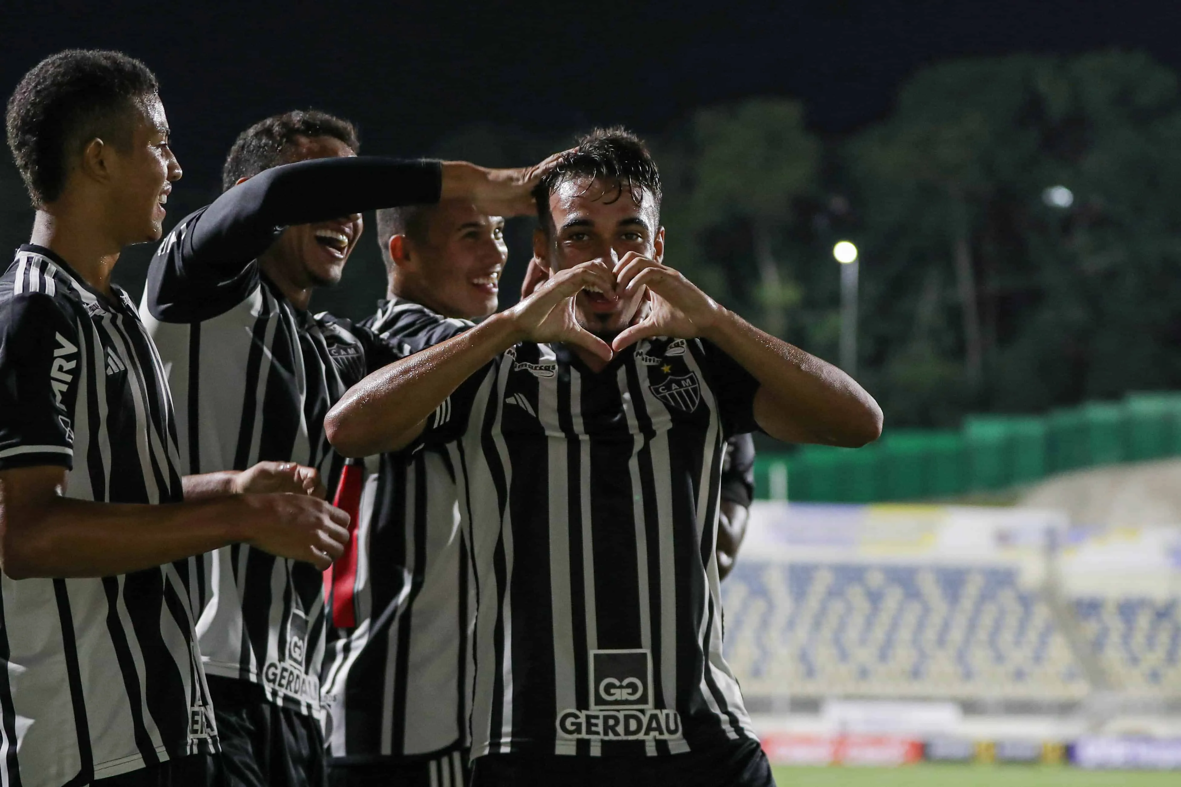 Atl&eacute;tico-MG vence mais uma sem problemas e encaminha classifica&ccedil;&atilde;o na Copinha