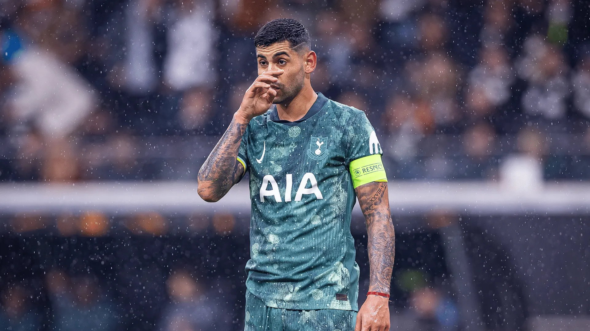&lsquo;Adoraria jogar l&aacute;&rsquo;: Romero n&atilde;o garante futuro no Tottenham