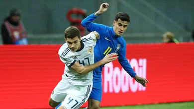 Apesar da vit&oacute;ria, dificuldade contra defesa da R&uacute;ssia com cinco jogadores &eacute; alerta para o Brasil