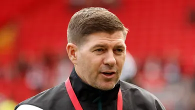 Gerrard revela conselhos a Salah ap&oacute;s pol&ecirc;micas no Liverpool: &lsquo;N&atilde;o fa&ccedil;a o que voc&ecirc; fez&rsquo;