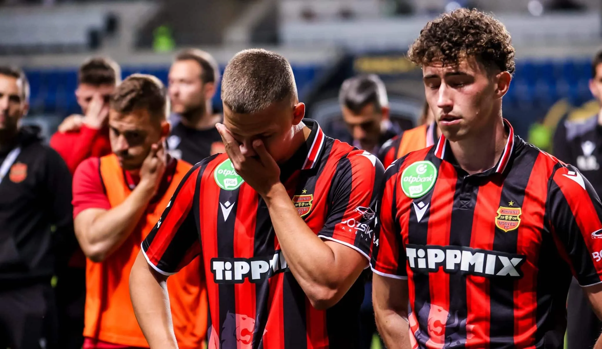 O Honv&eacute;d, clube lend&aacute;rio de Pusk&aacute;s, sofreu o segundo rebaixamento de sua hist&oacute;ria no Campeonato H&uacute;ngaro