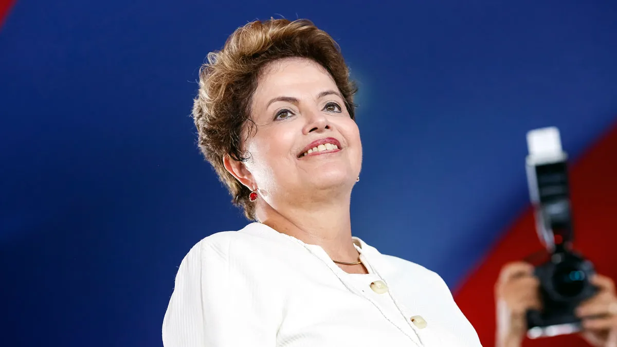 Dilma fala em reformula&ccedil;&atilde;o no futebol, mas foca em resultados na Olimp&iacute;ada