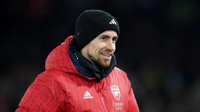 Com Barcelona de olho, Jorginho toma decis&atilde;o no Arsenal
