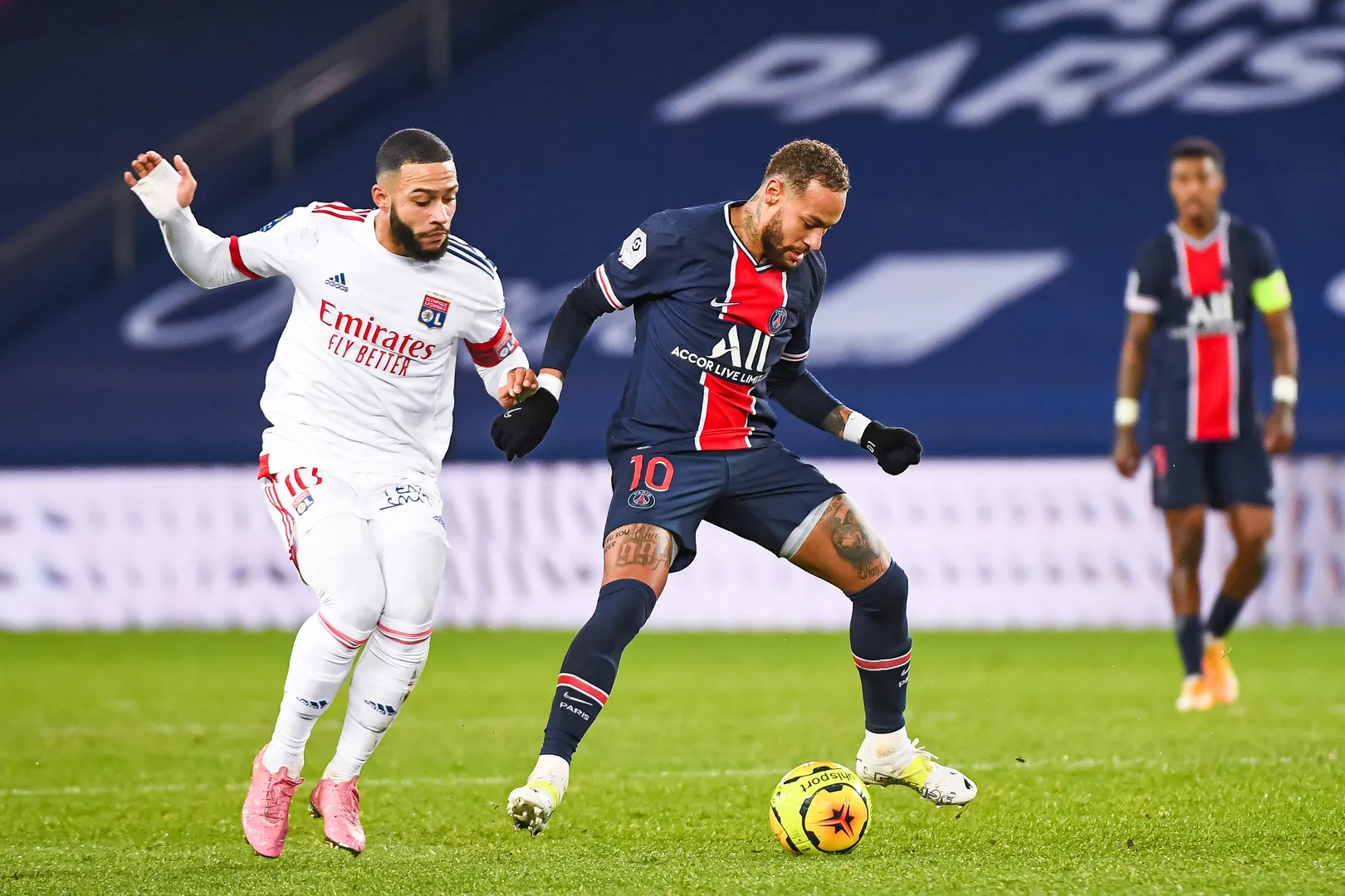 Neymar Depay