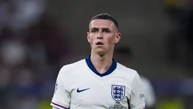 Arnold, Foden, Saka e mais: Inglaterra tem oito cortes e anuncia substitutos