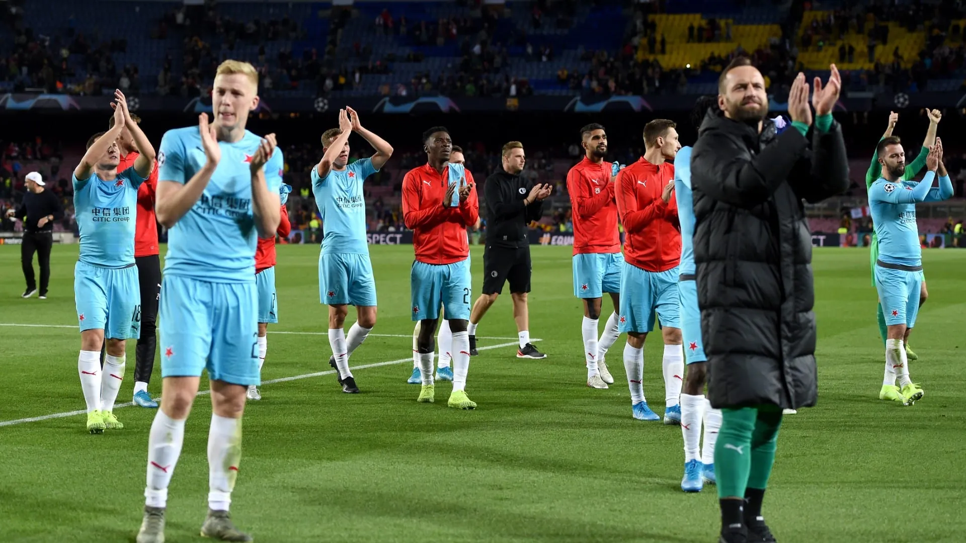 Slavia Praga causou todo tipo de problema ao Barcelona e saiu do Camp Nou com um bravo 0 a 0
