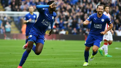 Cada vez mais importante, Ndidi anotou uma pintura na quinta vit&oacute;ria seguida do Leicester