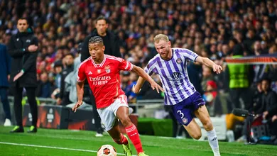 O Toulouse bombardeou o Benfica, mas por falta de pontaria (ou sorte) s&oacute; empatou e acabou eliminado da Liga Europa