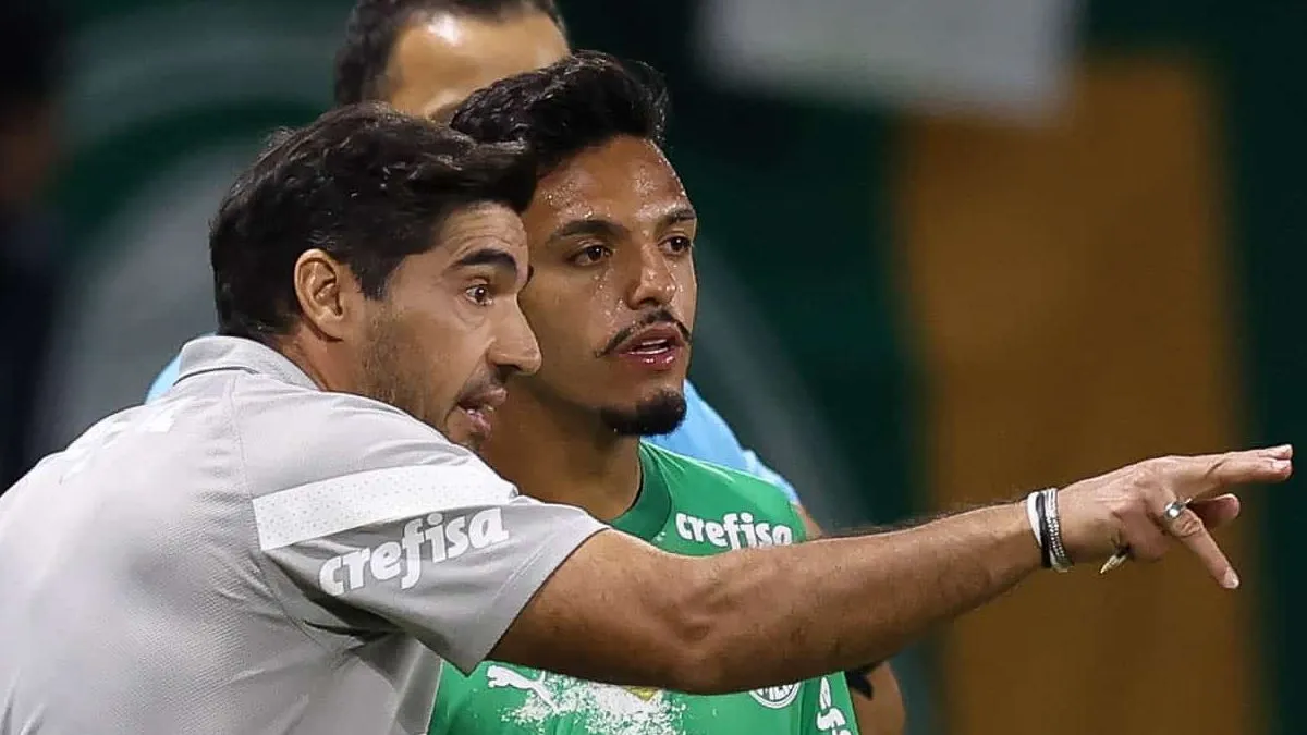 Feliz ano-novo: Abel fecha grupo, e a sensa&ccedil;&atilde;o &eacute; que o Palmeiras enfim entrou em 2024