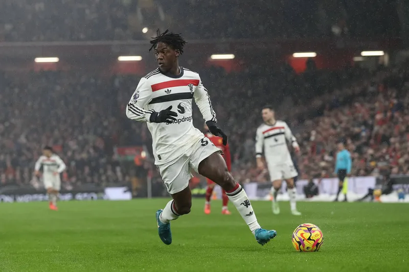 Mainoo &eacute; um dos destaques do Manchester nesta temporada e quer ser um pouco mais valorizado para permanecer em Old Traffrord