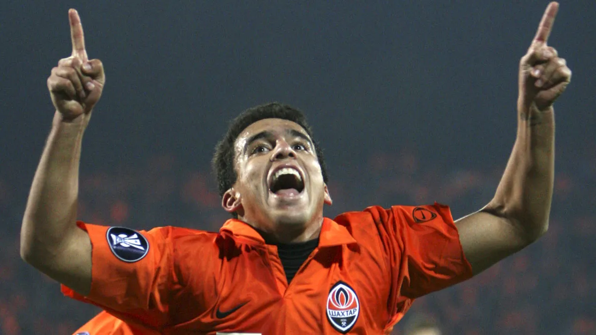 Jadson em campo pelo Shakhtar Donetsk, em 2009 (AP Photo/Photomig)
