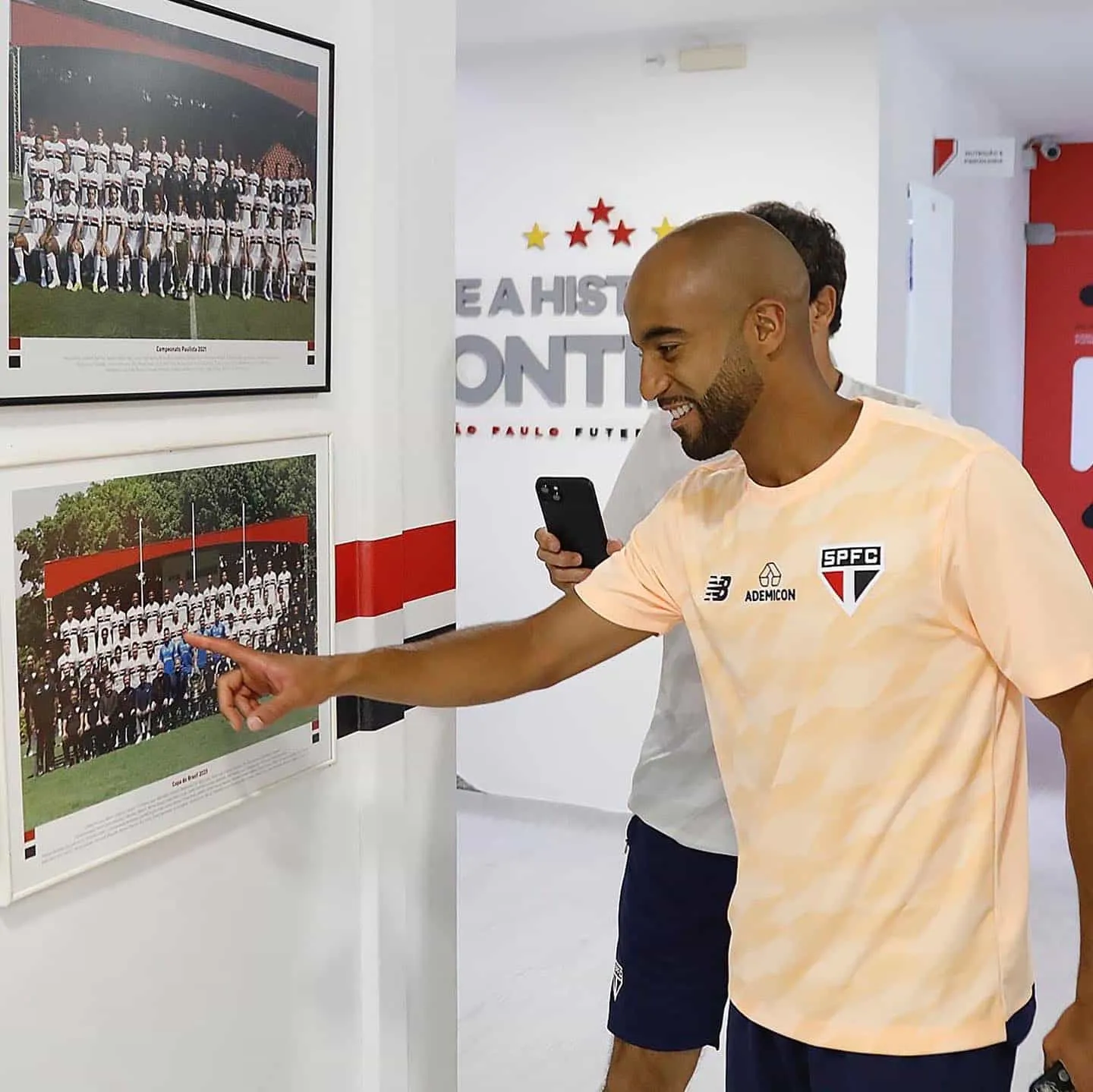 S&atilde;o Paulo inicia 2024 de uniforme novo e com o CT da Barra Funda reformado para os jogadores